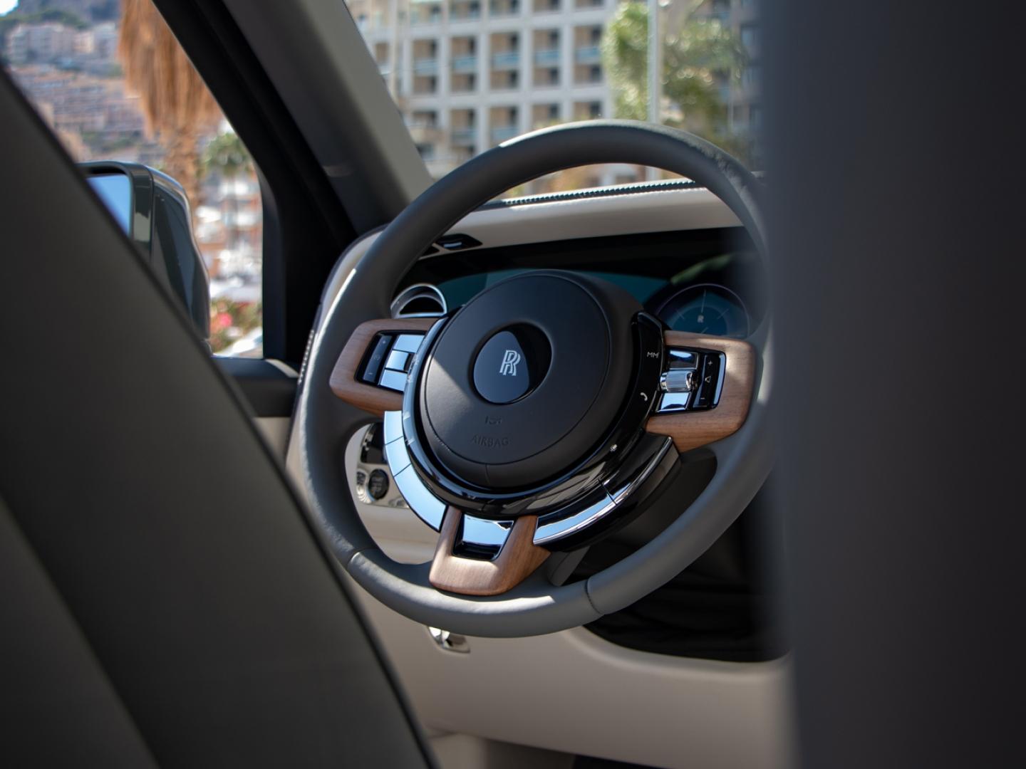 Image ROLLS-ROYCE Cullinan V12 6.75 Bi-Turbo 571ch