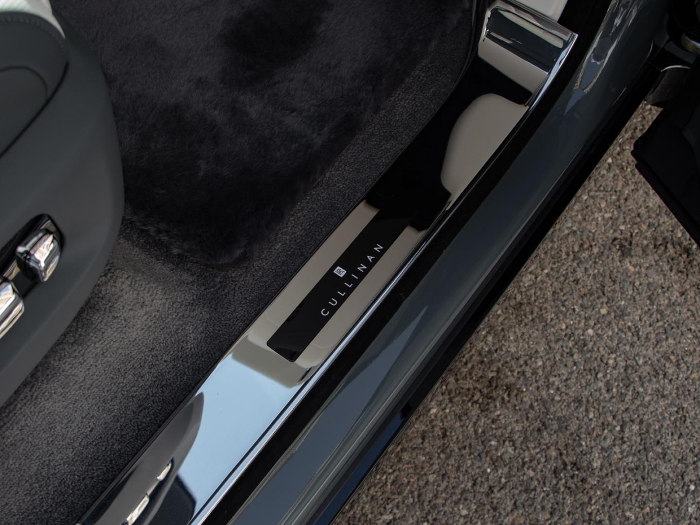 Image ROLLS-ROYCE Cullinan V12 6.75 Bi-Turbo 571ch