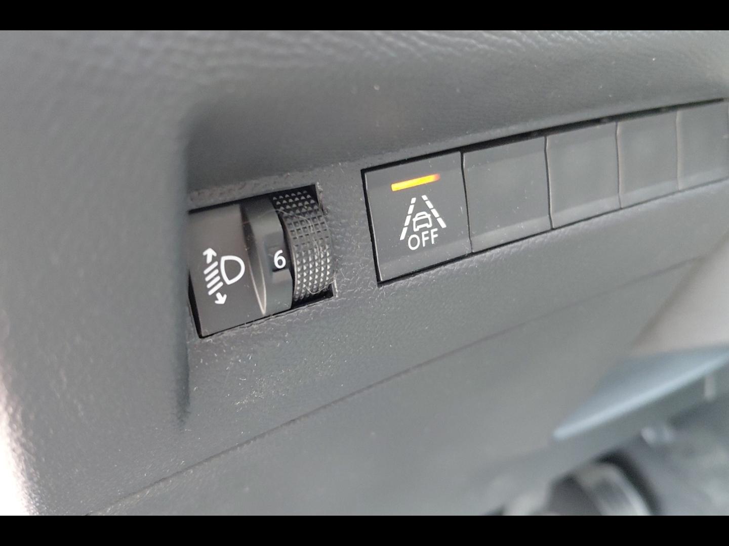 Image PEUGEOT 208 1.2 PureTech 75ch S&S Active Pack