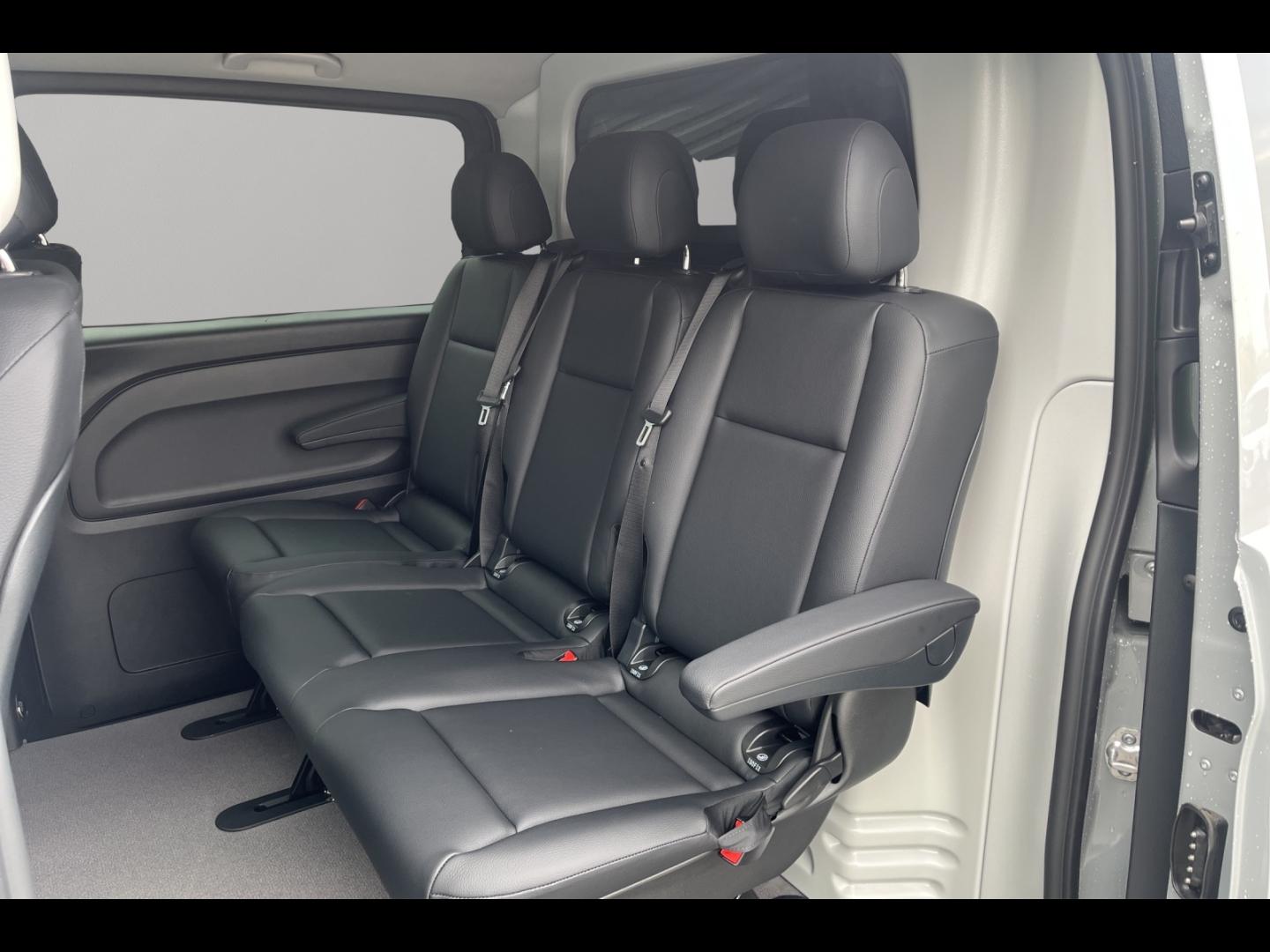 Image MERCEDES-BENZ Vito Fg 119 CDI Mixto Long Select Propulsion 9G-Tronic