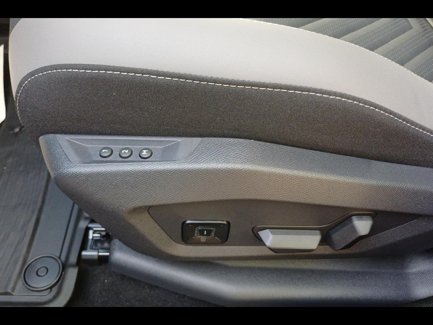 Image JEEP Compass 1.6 Turbo T4 225ch e-Hybrid Plug-in Summit BVR7