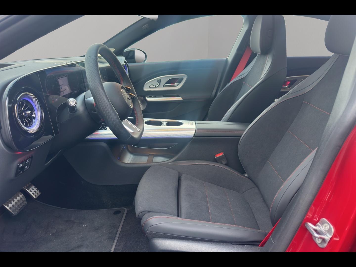 Image MERCEDES-BENZ CLA 200 163+30ch AMG Line 8G-eDCT