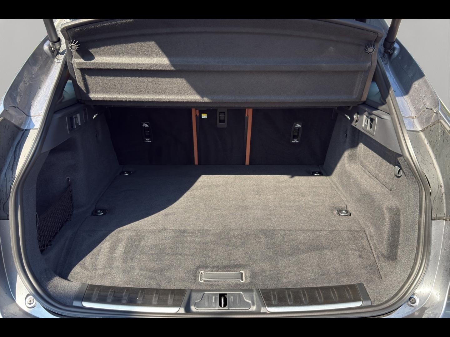Image JAGUAR F-Pace P400e Plug-in-Hybrid R-Dynamic HSE BVA8 AWD