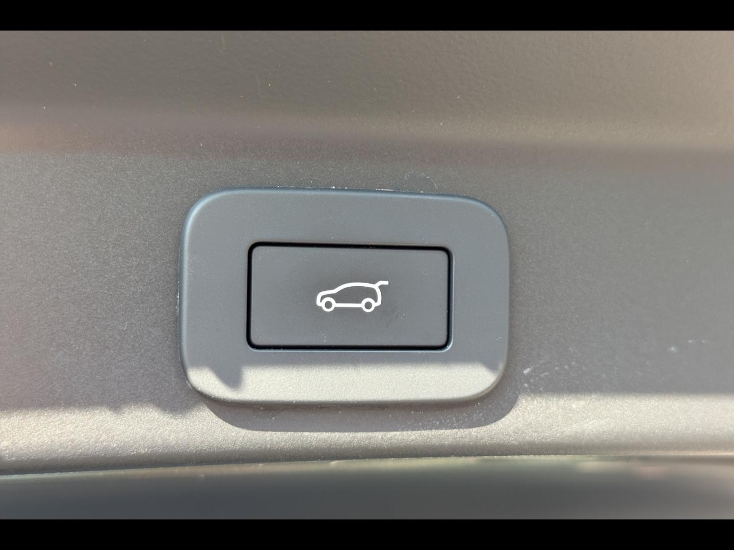 Image JAGUAR F-Pace P400e Plug-in-Hybrid R-Dynamic HSE BVA8 AWD