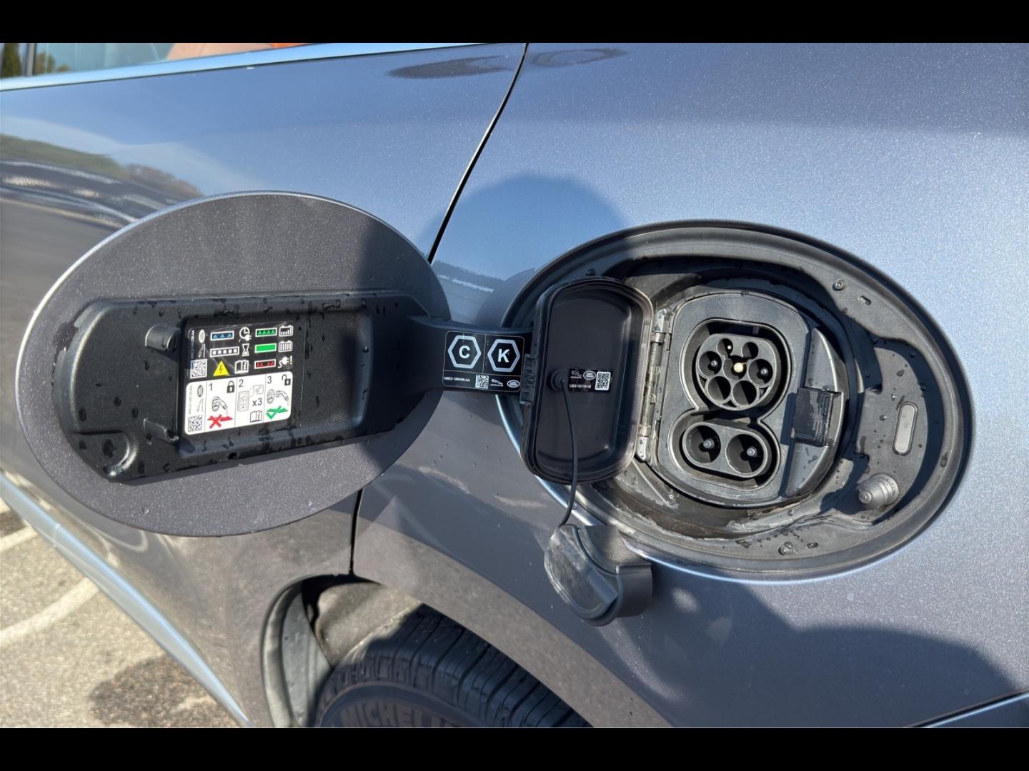 Image JAGUAR F-Pace P400e Plug-in-Hybrid R-Dynamic HSE BVA8 AWD