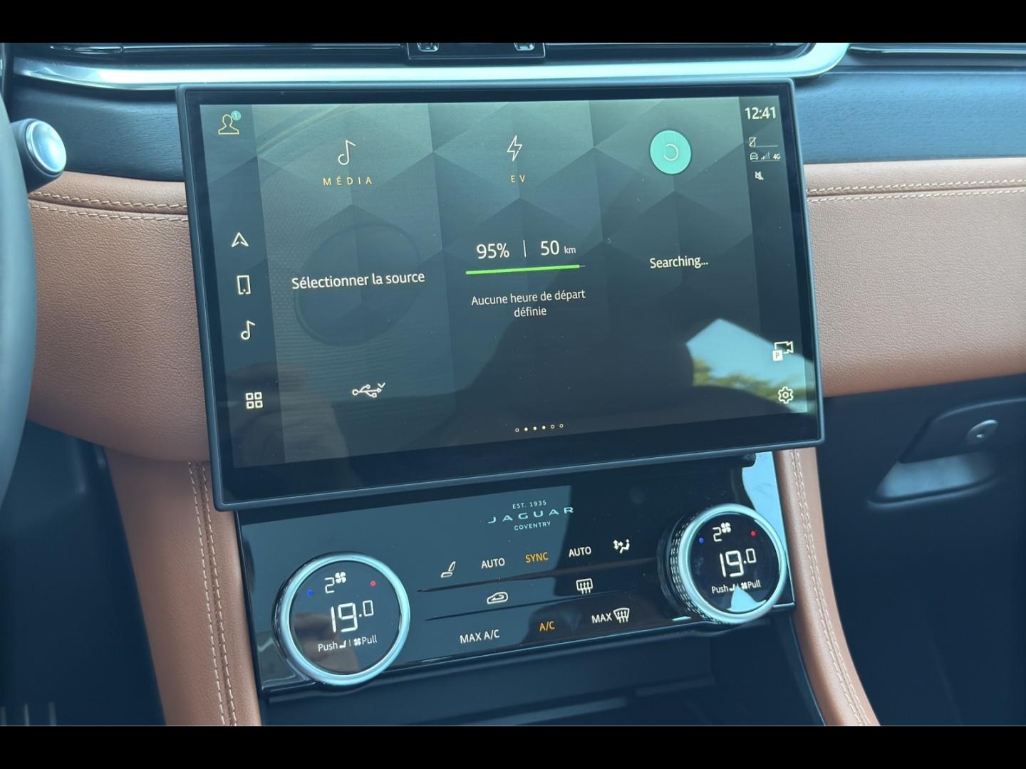 Image JAGUAR F-Pace P400e Plug-in-Hybrid R-Dynamic HSE BVA8 AWD