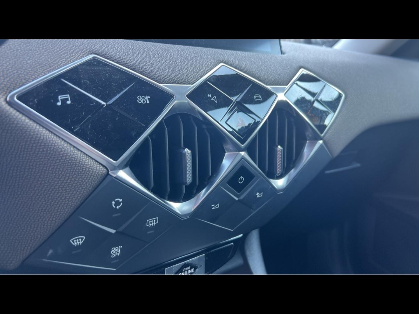Image DS DS 3 Crossback PureTech 130ch Grand Chic Automatique 7cv