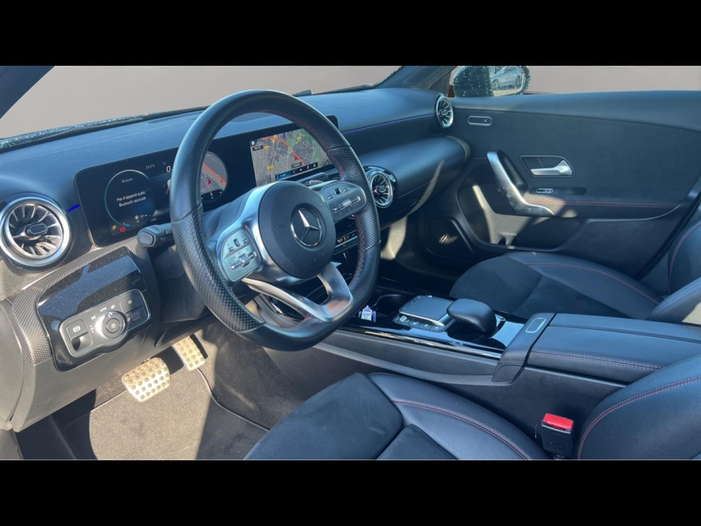 Image MERCEDES-BENZ Classe A 180 d 116ch AMG Line 8G-DCT