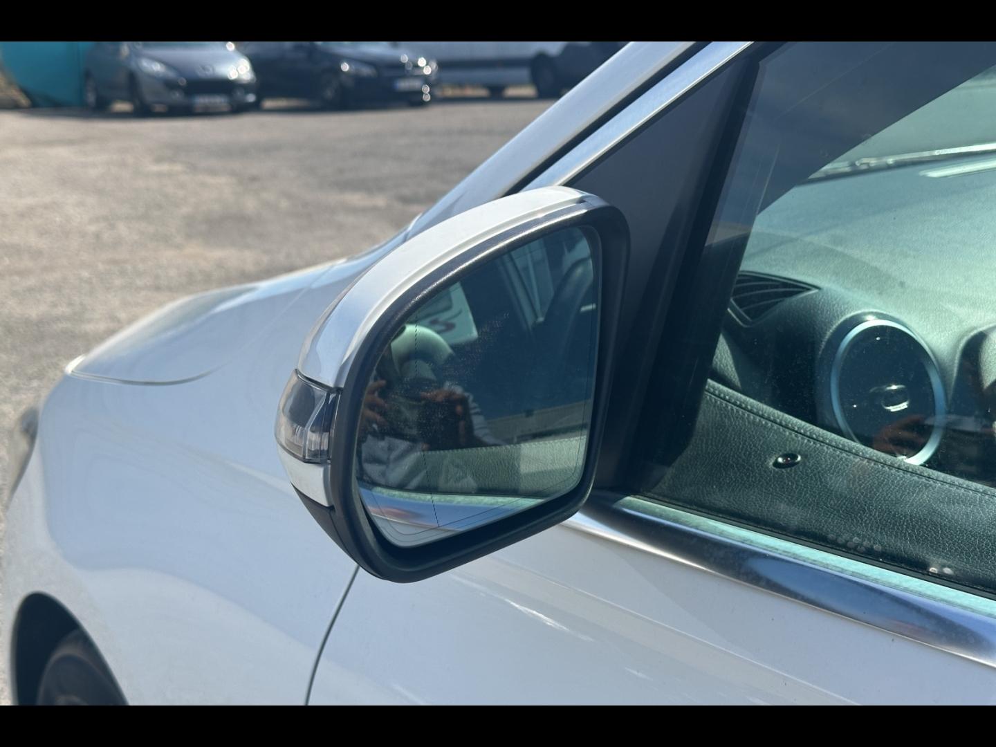 Image MERCEDES-BENZ Classe B 180d 116ch Progressive Line