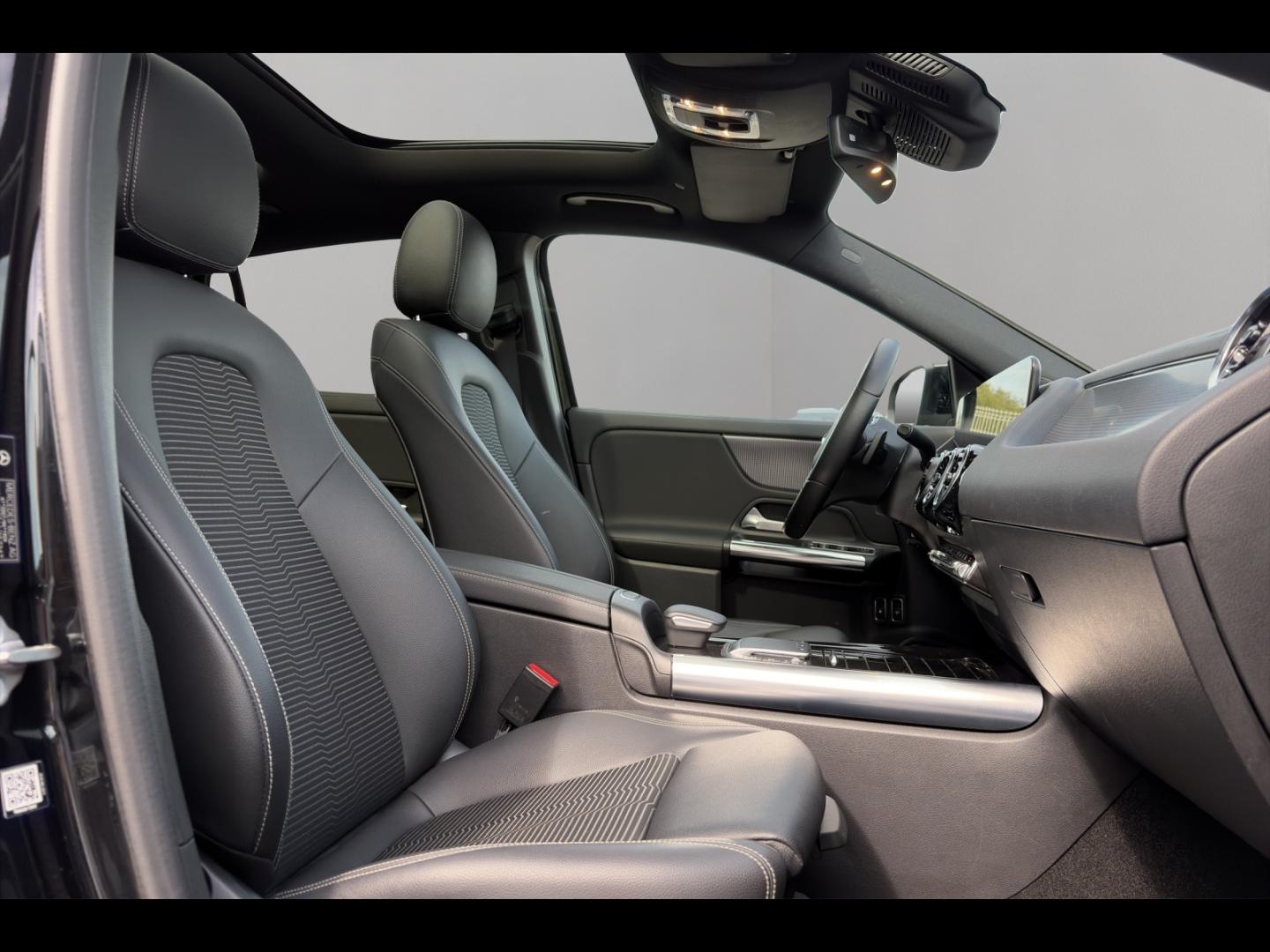 Image MERCEDES-BENZ GLA 250 e 160+102ch Progressive Line 8G-DCT