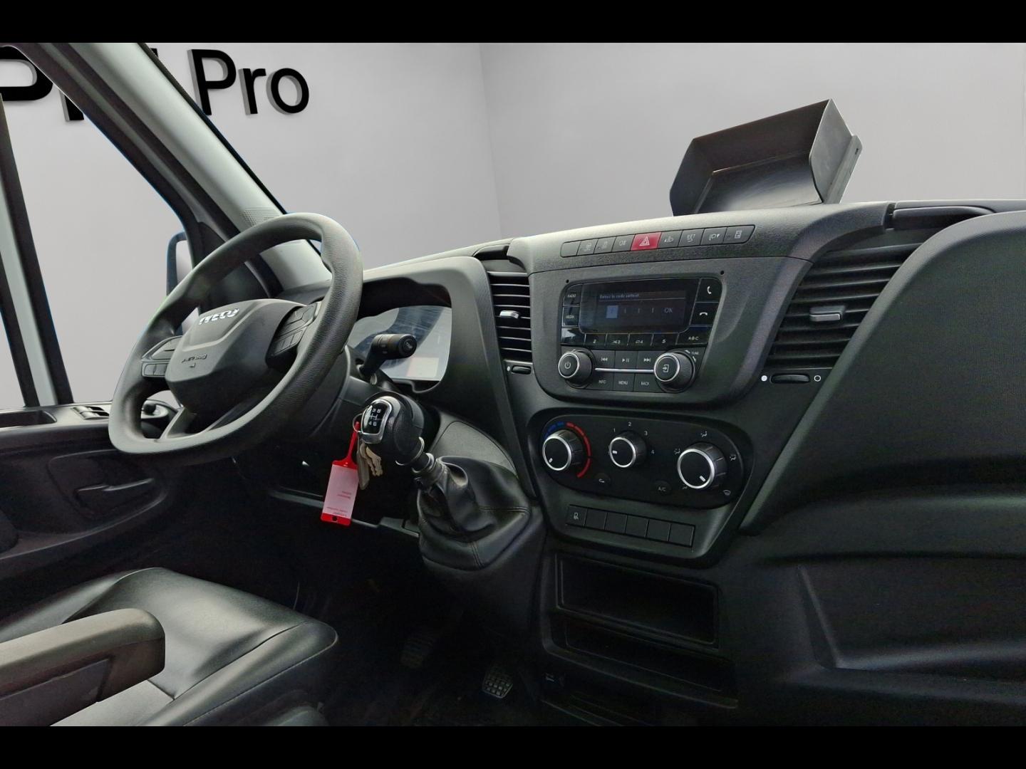 Image IVECO Daily CCb 35C16H empt 3750 3.0 BENNE COFFRE