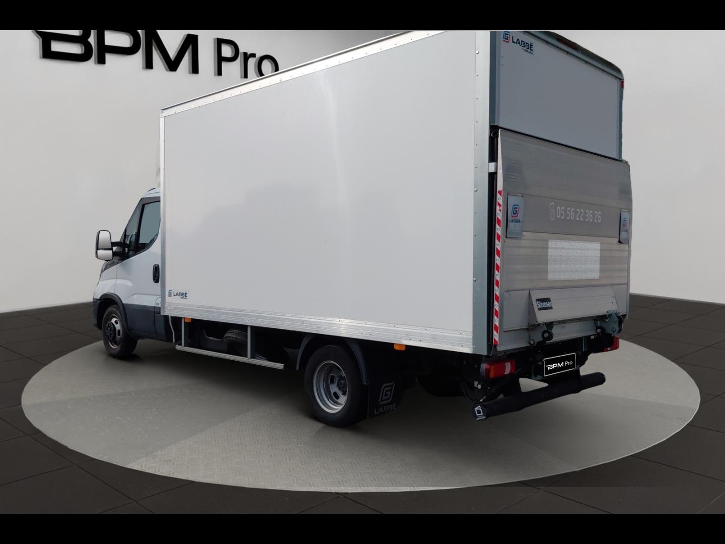 Image IVECO Daily CCb 35C16H empattement 4100 3.0 Tor CAISSE HAYON