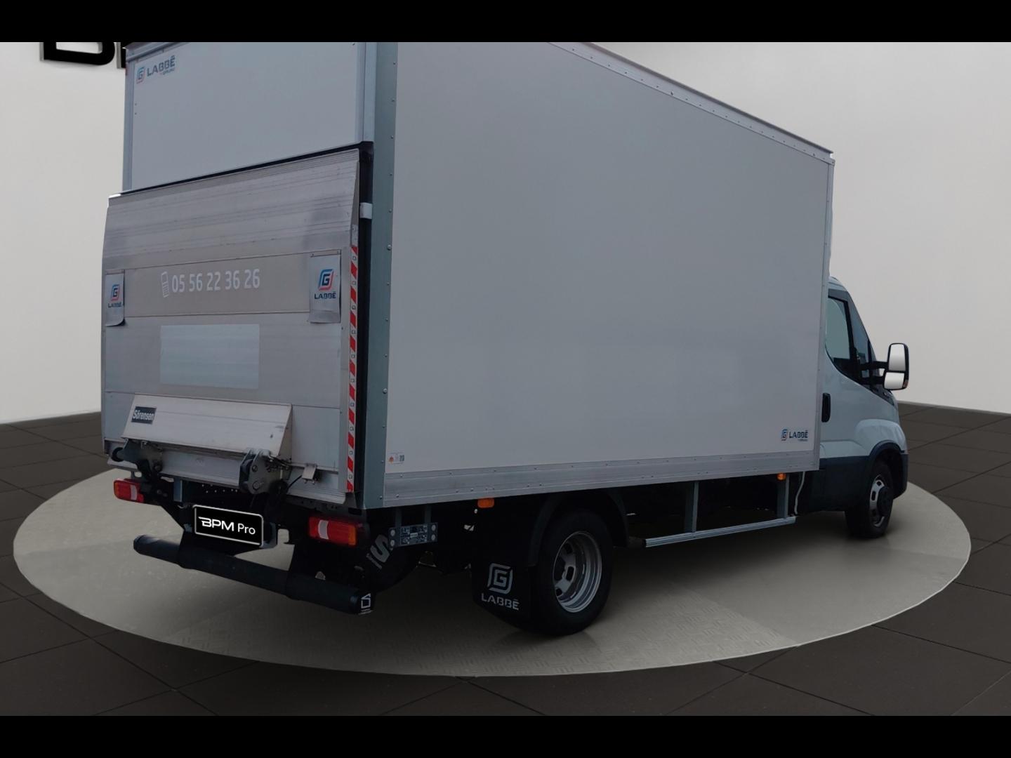 Image IVECO Daily CCb 35C16H empattement 4100 3.0 Tor CAISSE HAYON