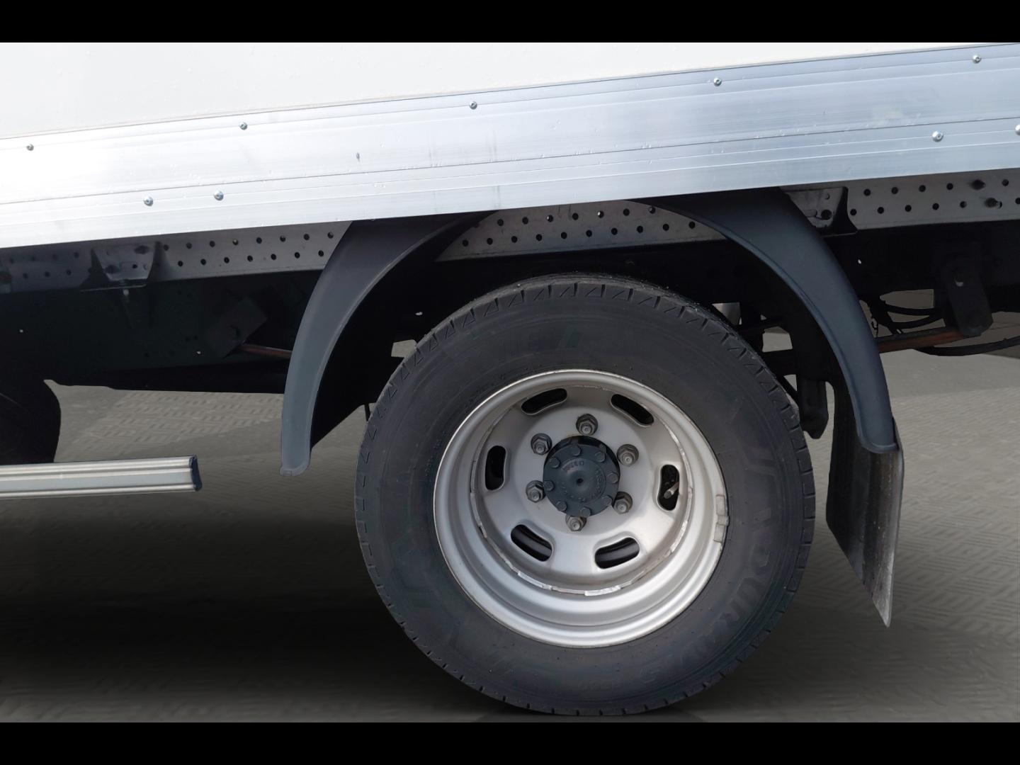 Image IVECO Daily CCb 35C16H empattement 4100 3.0 Tor CAISSE HAYON