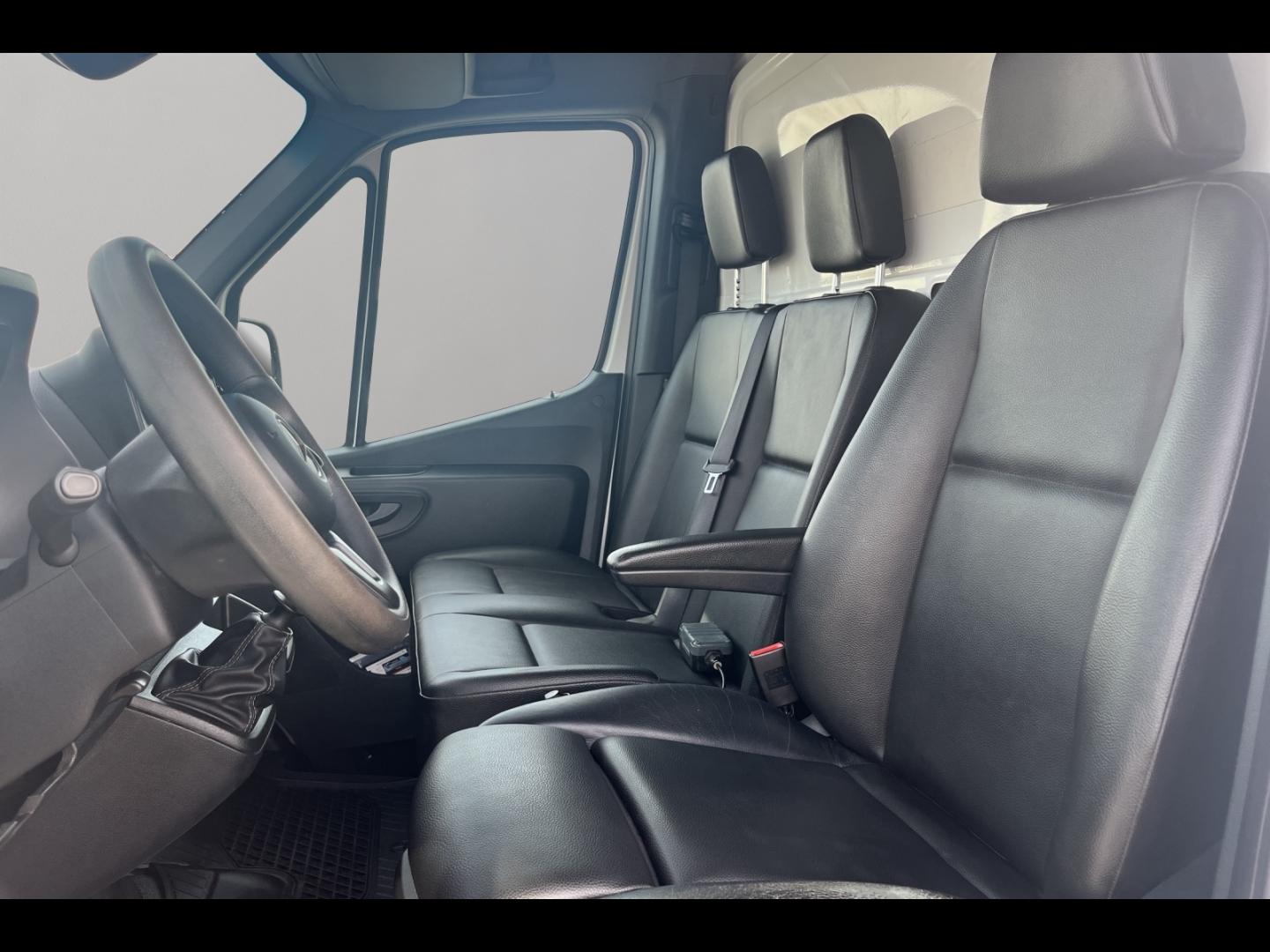 Image MERCEDES-BENZ Sprinter Fg 515 CDI 37 3T5 First Propulsion Lourd