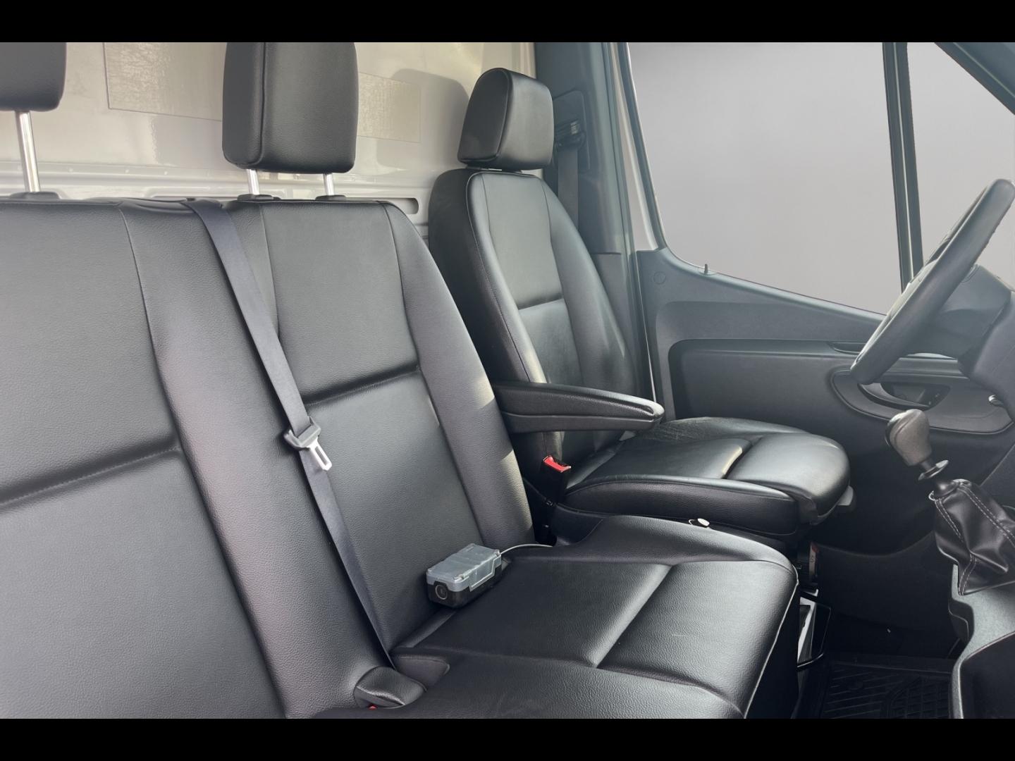 Image MERCEDES-BENZ Sprinter Fg 515 CDI 37 3T5 First Propulsion Lourd