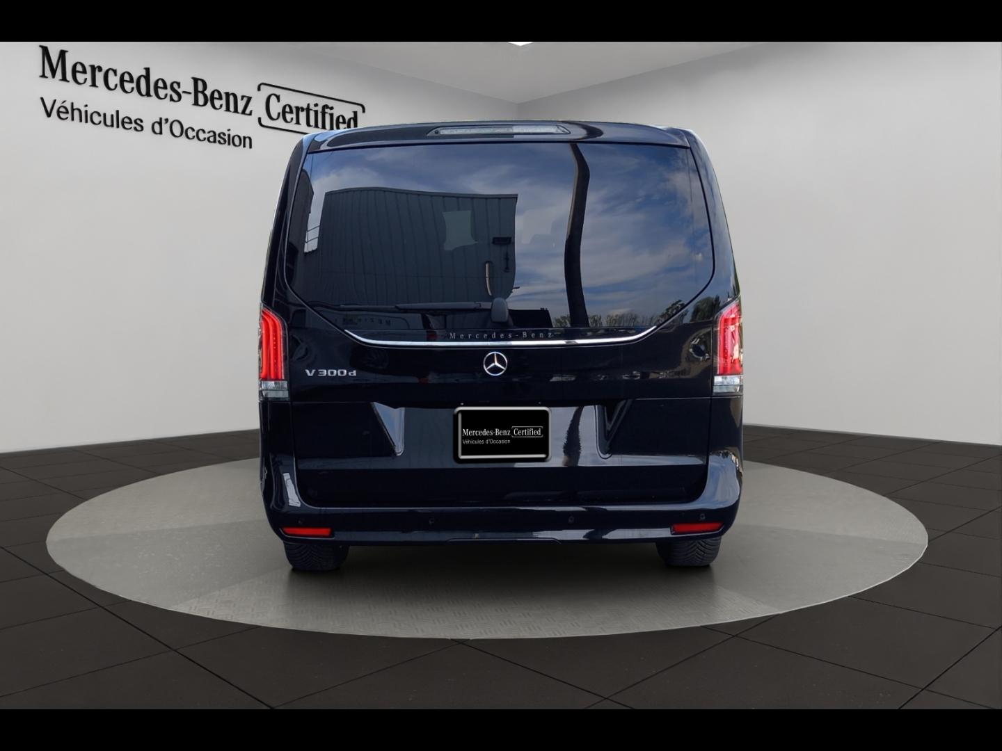 Image MERCEDES-BENZ Classe V 300 d Extra-Long Avantgarde 9G-Tronic