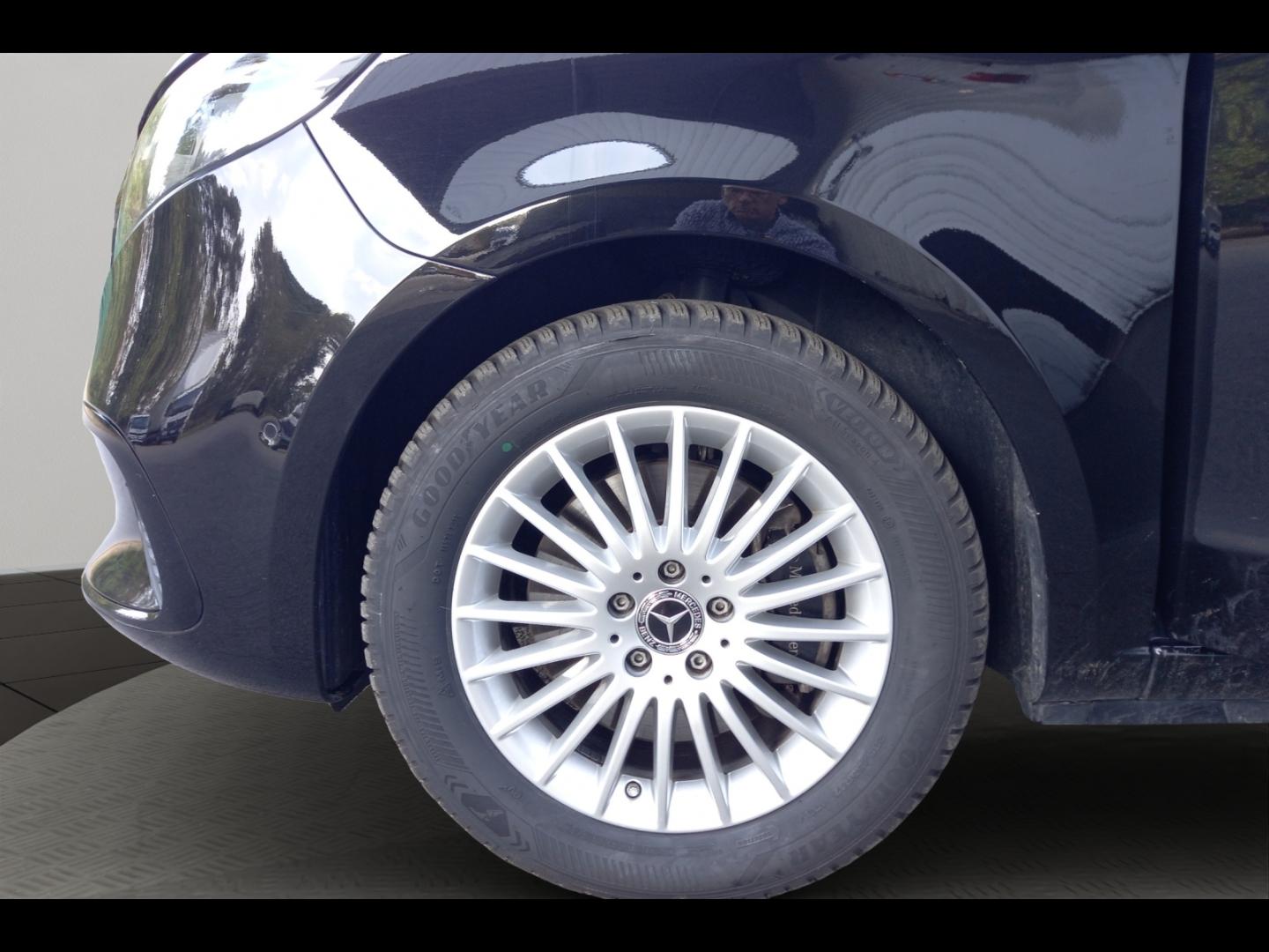 Image MERCEDES-BENZ Classe V 300 d Extra-Long Avantgarde 9G-Tronic