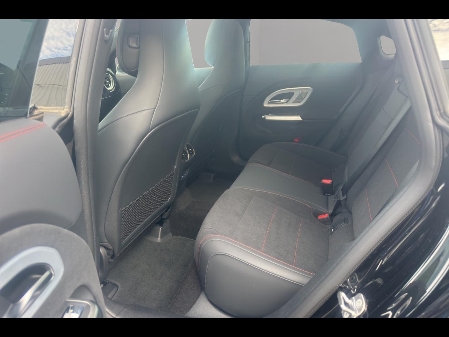 Image MERCEDES-BENZ CLA 180 136+30ch AMG Line 8G-eDCT