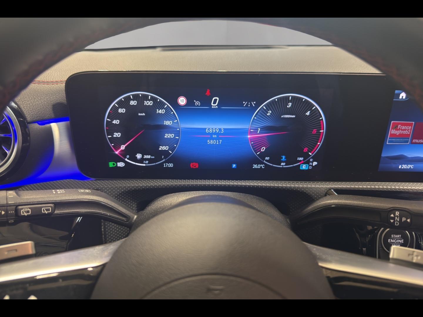 Image MERCEDES-BENZ CLA Shooting Brake 200 d 150ch AMG Line 8G-DCT