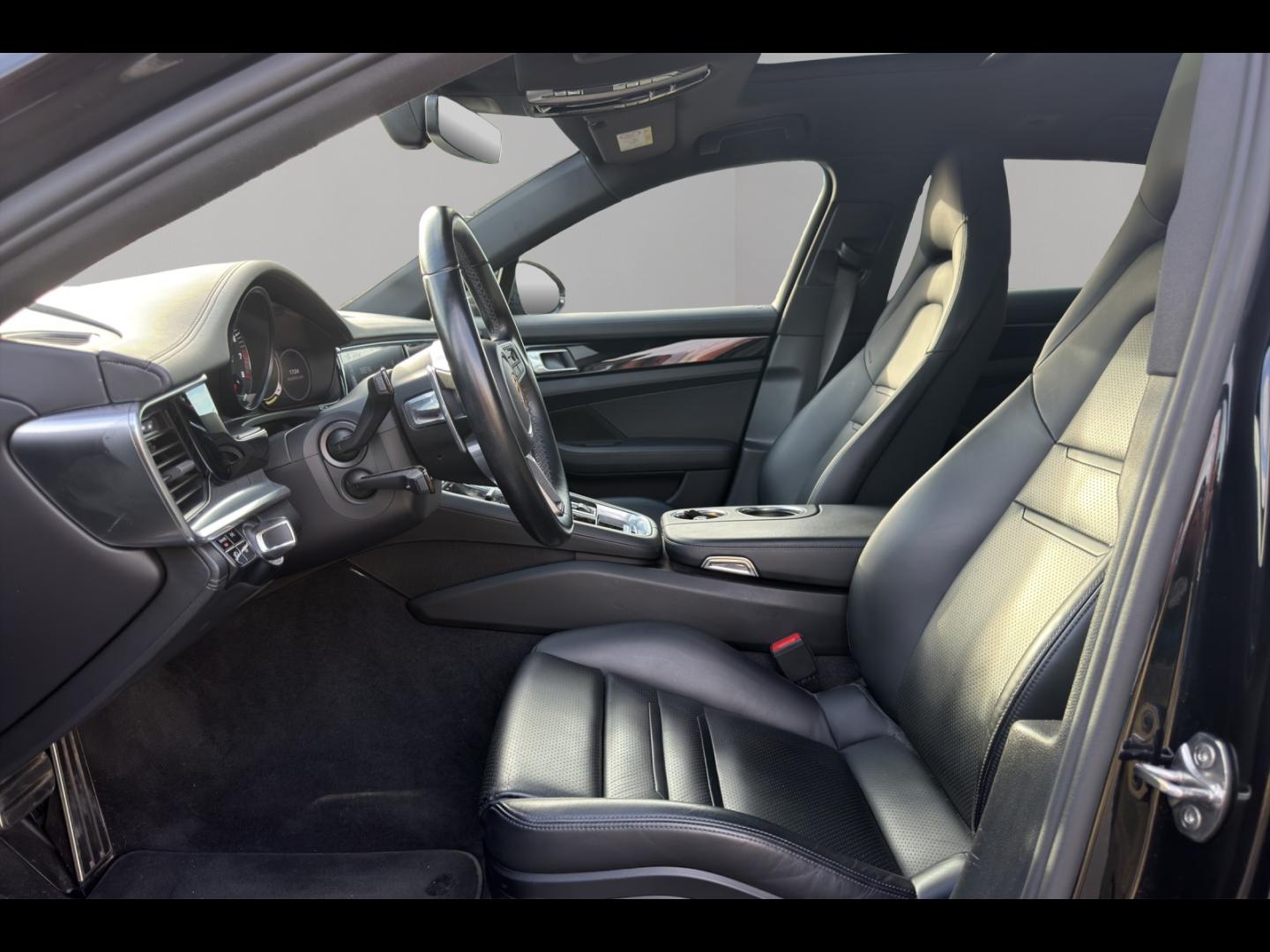 Image PORSCHE Panamera Spt Turismo 3.0 V6 462ch 4 E-Hybrid