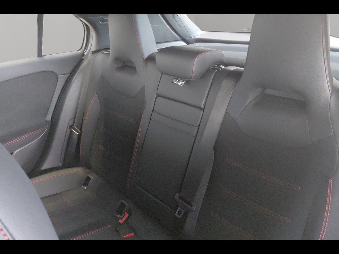 Image MERCEDES-BENZ Classe A 180 136ch AMG Line 7G-DCT