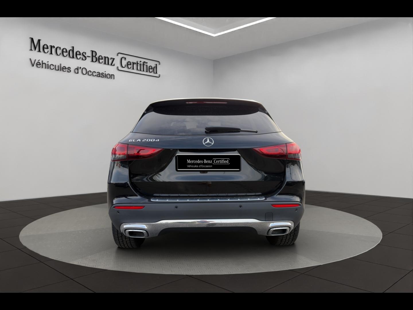 Image MERCEDES-BENZ GLA 200 d 150ch Business Line 8G-DCT
