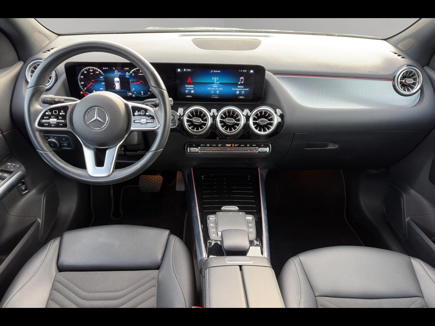 Image MERCEDES-BENZ GLA 200 d 150ch Business Line 8G-DCT