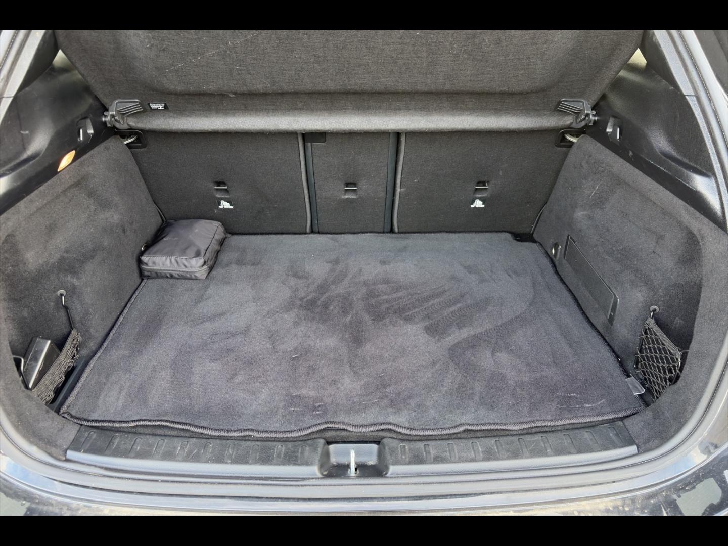 Image MERCEDES-BENZ GLA 200 d 150ch Business Line 8G-DCT