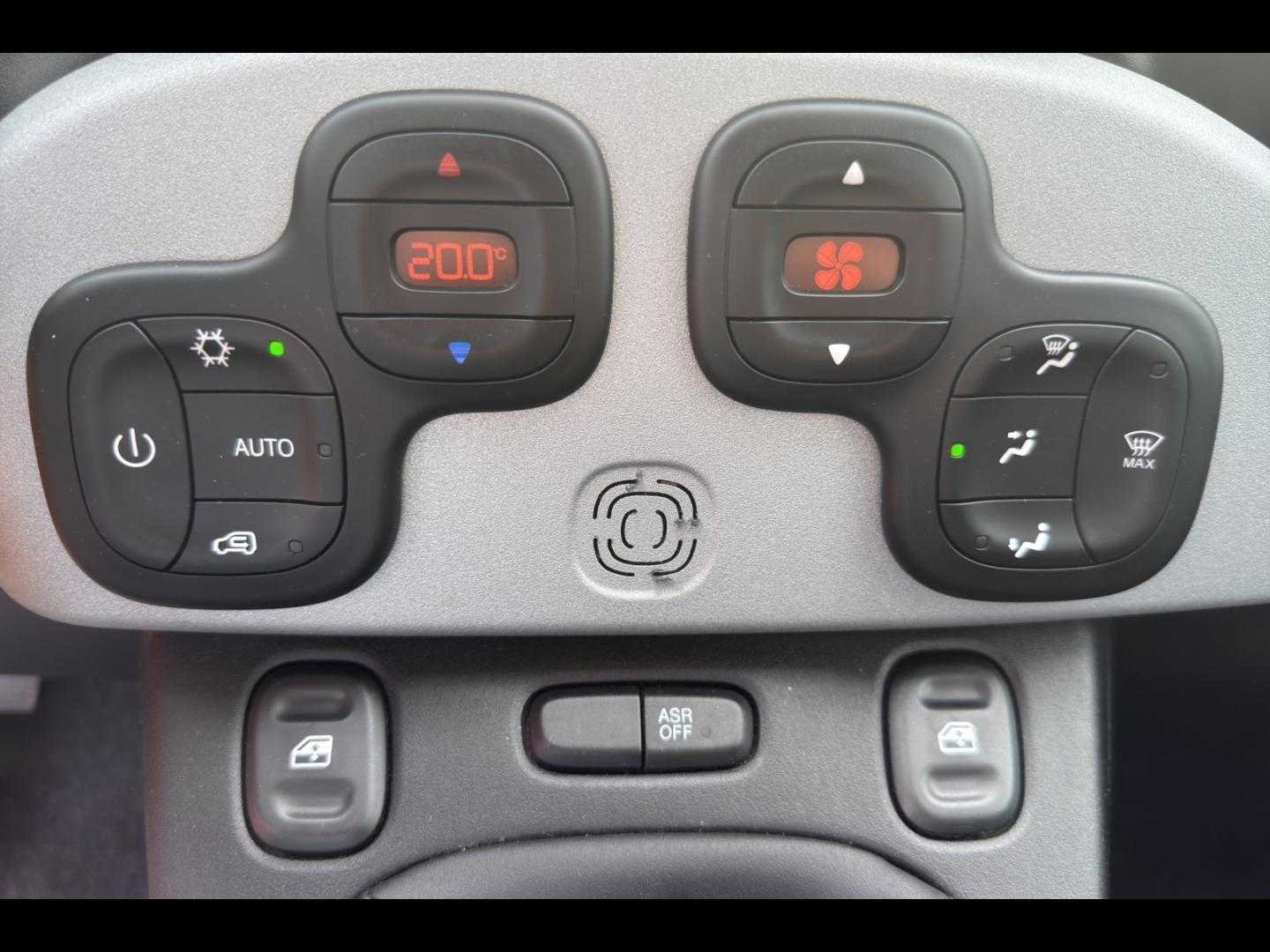 Image FIAT Panda 1.0 70ch BSG S&S City Cross