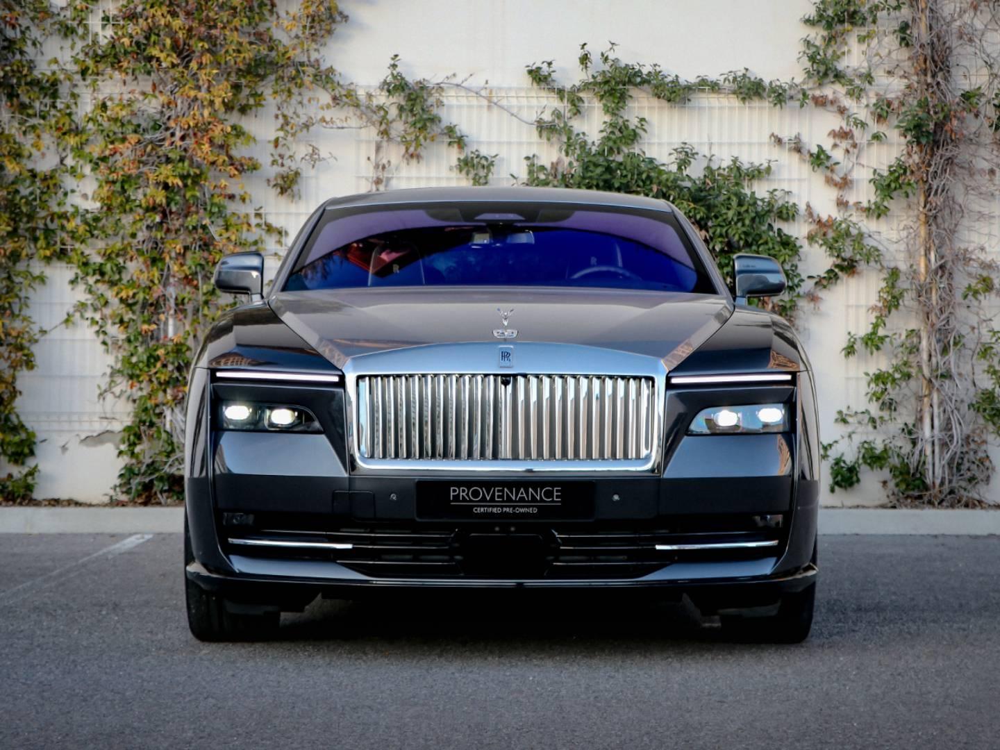 Photo ROLLS ROYCE SPECTRE Silver Badge