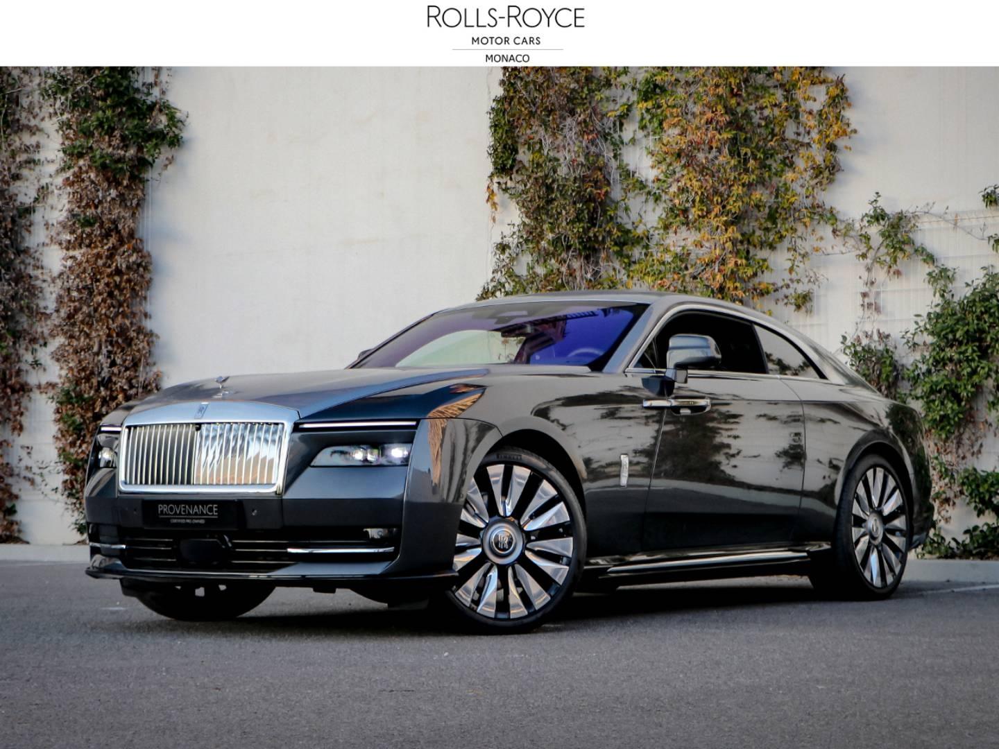 Photo ROLLS ROYCE SPECTRE Silver Badge