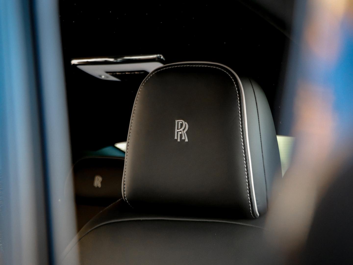 Image ROLLS ROYCE SPECTRE Silver Badge