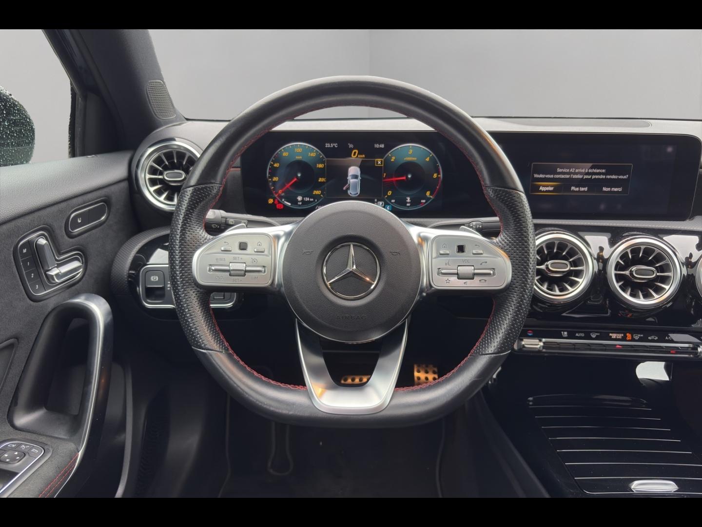 Image MERCEDES-BENZ Classe A 180d 116ch AMG Line 8G-DCT