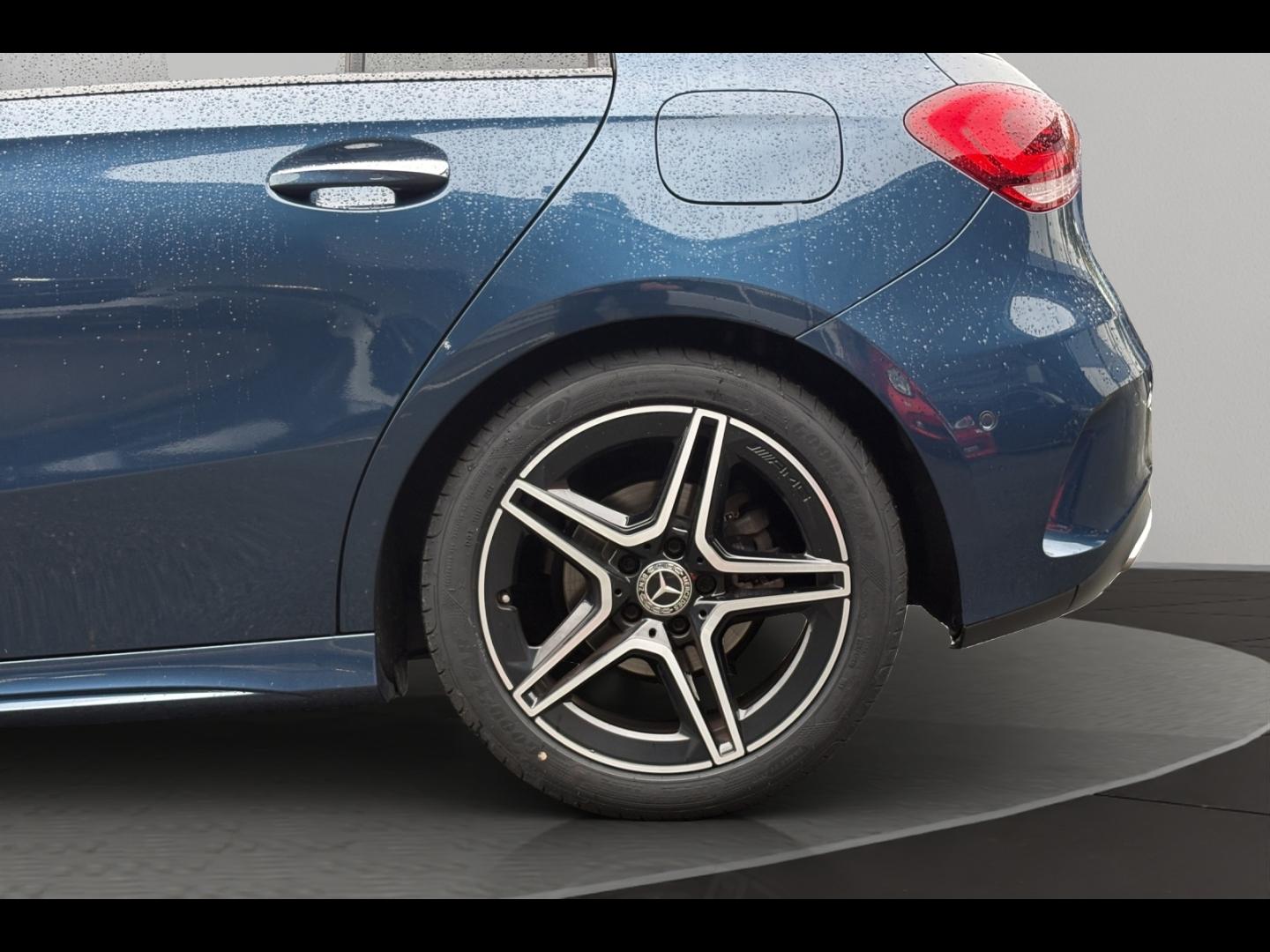 Image MERCEDES-BENZ Classe A 180d 116ch AMG Line 8G-DCT