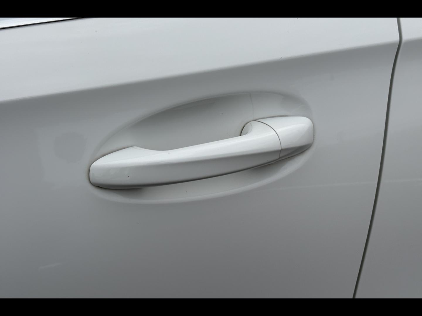 Image MERCEDES-BENZ Classe A 180 136ch Progressive Line 7G-DCT