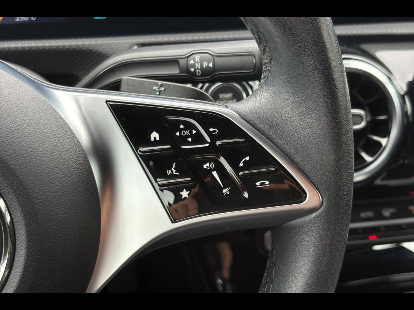 Image MERCEDES-BENZ Classe A 180 136ch Progressive Line 7G-DCT
