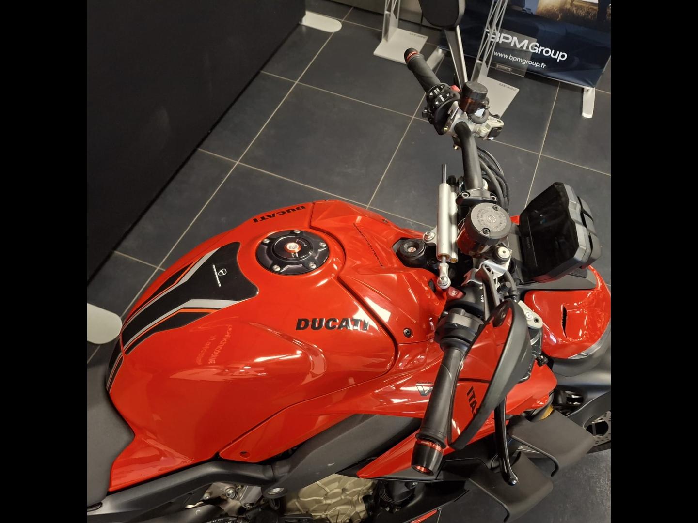 Image DUCATI Streetfighter 1103 Streetfighter V4 S 2023