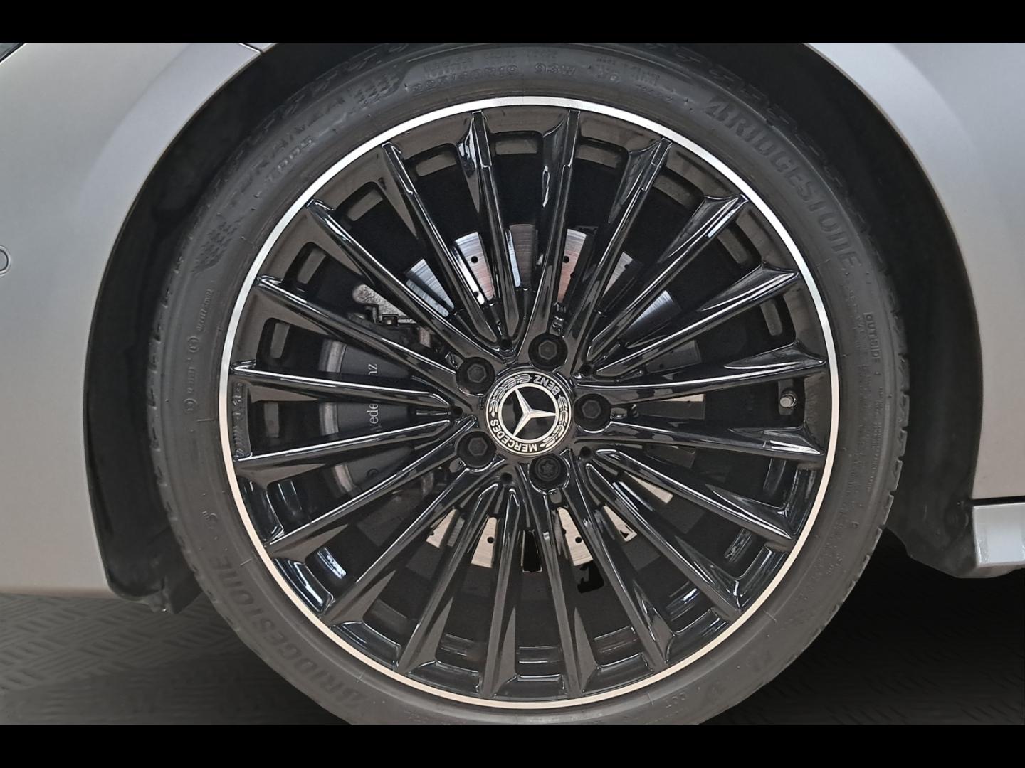 Image MERCEDES-BENZ CLA Shooting Brake 200 d 150ch AMG Line 8G-DCT