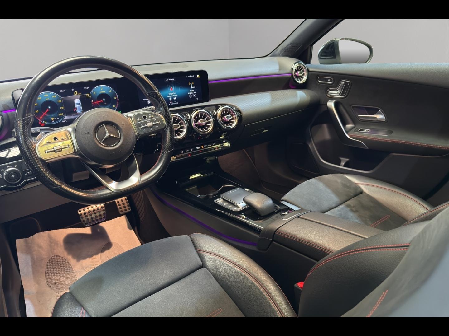 Image MERCEDES-BENZ Classe A 200 d 150ch AMG Line 8G-DCT