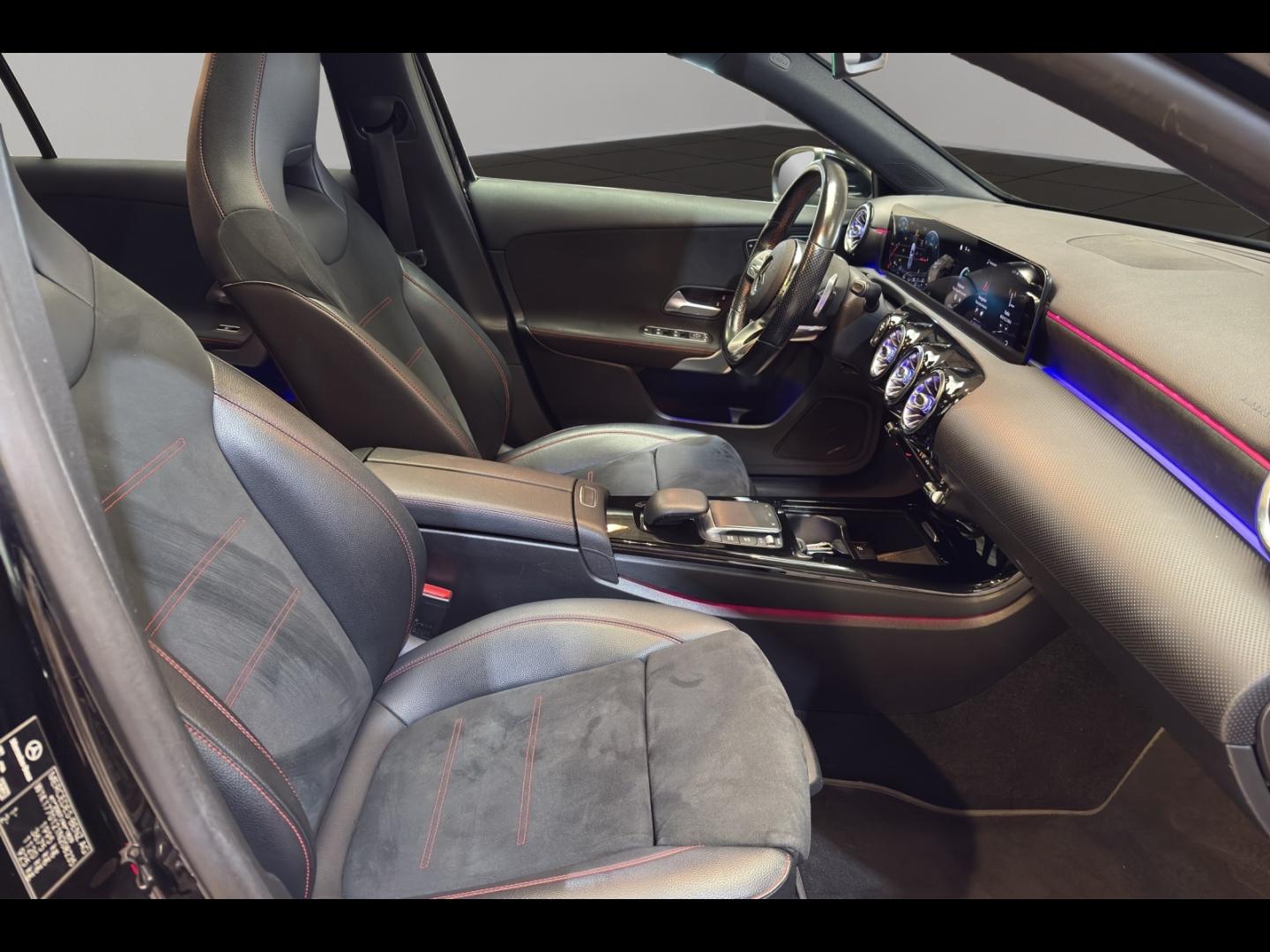 Image MERCEDES-BENZ Classe A 200 d 150ch AMG Line 8G-DCT