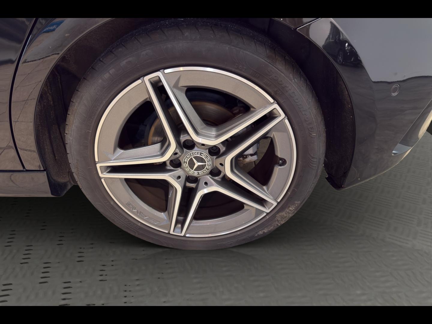 Image MERCEDES-BENZ Classe A 200 d 150ch AMG Line 8G-DCT