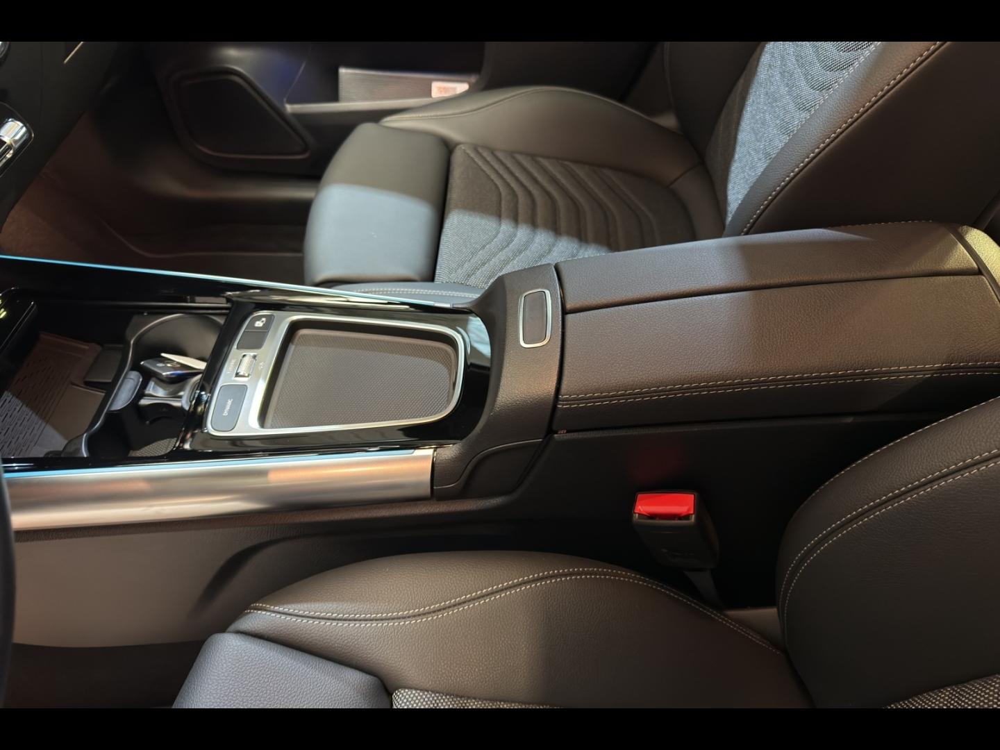 Image MERCEDES-BENZ Classe B 180 136ch Progressive Line 7G-DCT