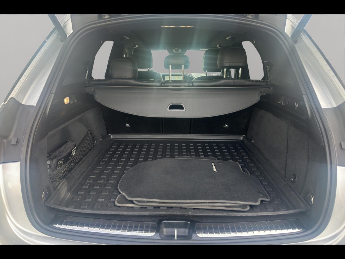 Image MERCEDES-BENZ GLE 350 d 272ch AMG Line 4Matic 9G-Tronic