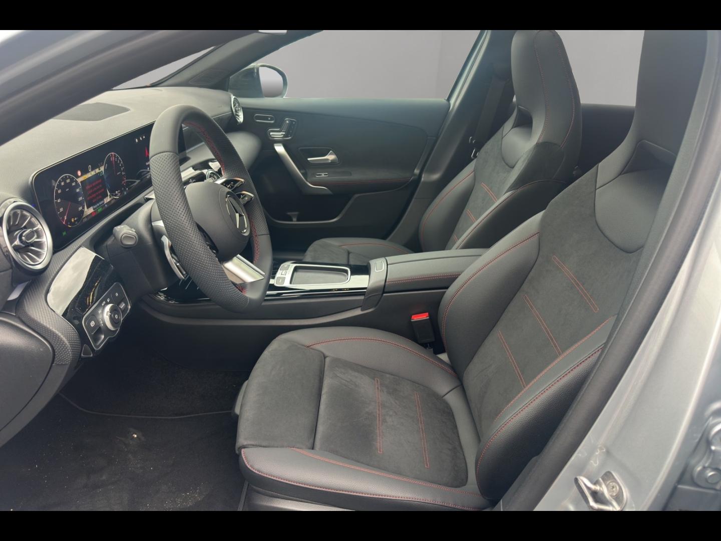 Image MERCEDES-BENZ Classe A 250 e hybride rechargeable 218ch AMG Line 8G-DCT