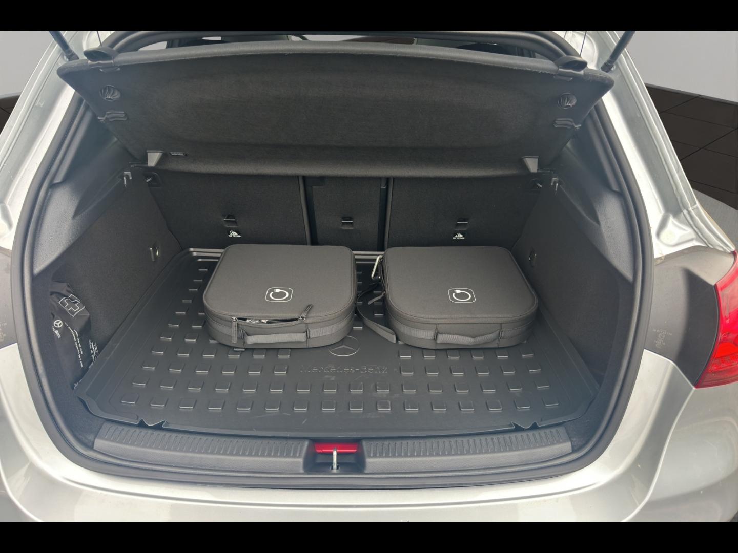 Image MERCEDES-BENZ Classe A 250 e hybride rechargeable 218ch AMG Line 8G-DCT