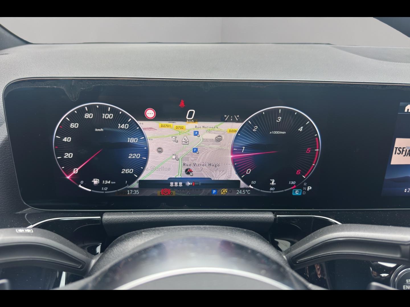 Image MERCEDES-BENZ GLA 180 d 116ch Progressive Line 8G-DCT