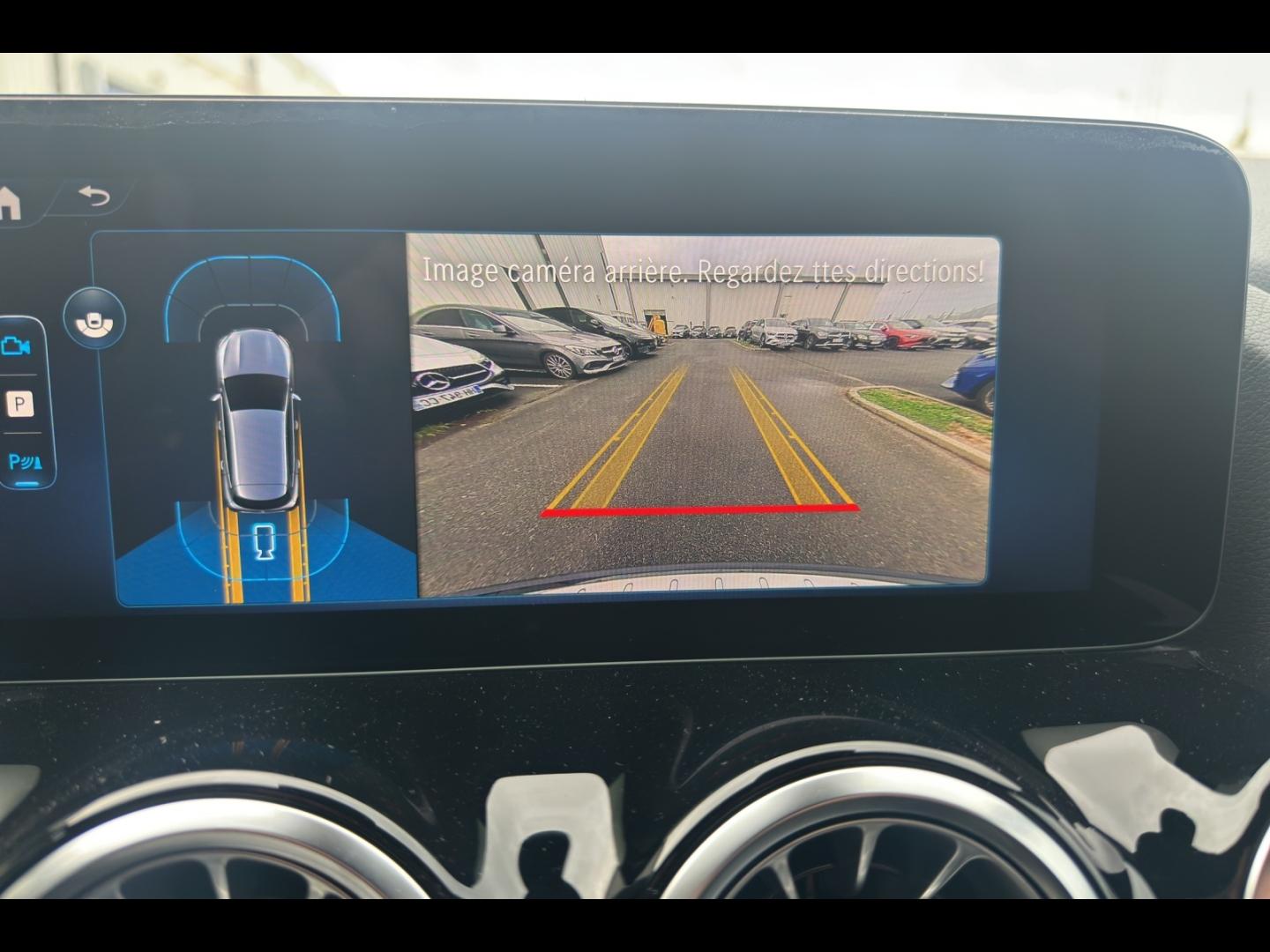 Image MERCEDES-BENZ GLA 180 d 116ch Progressive Line 8G-DCT
