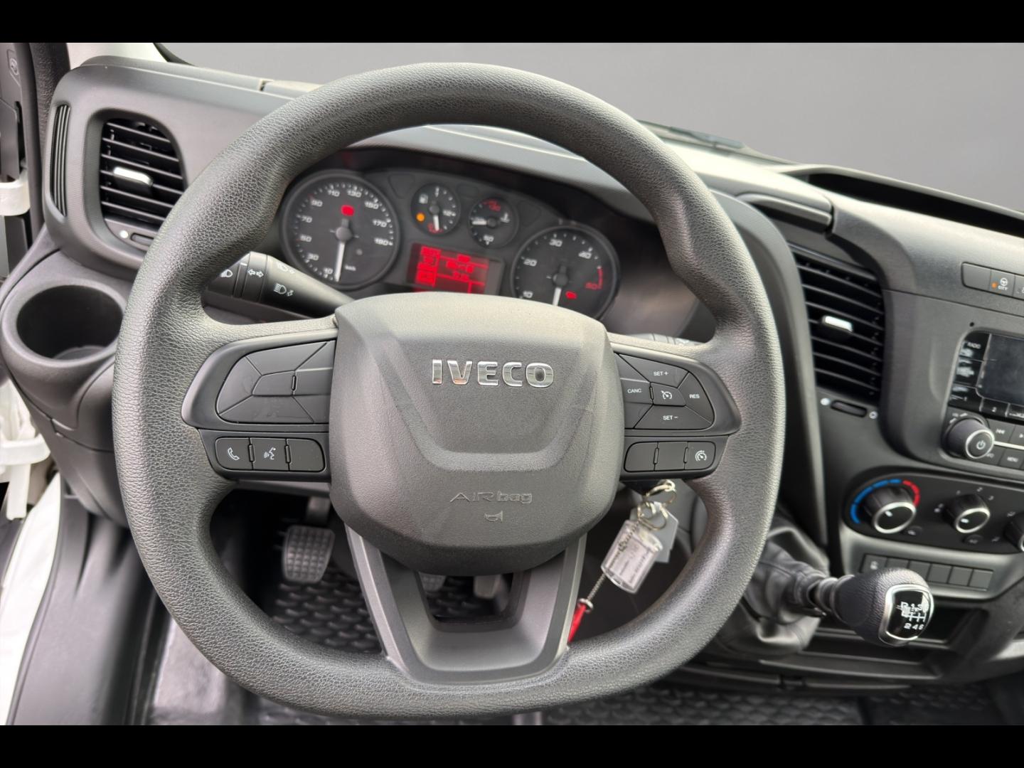 Image IVECO Daily CCb 35C16H empattement 3450 3.0 Tor