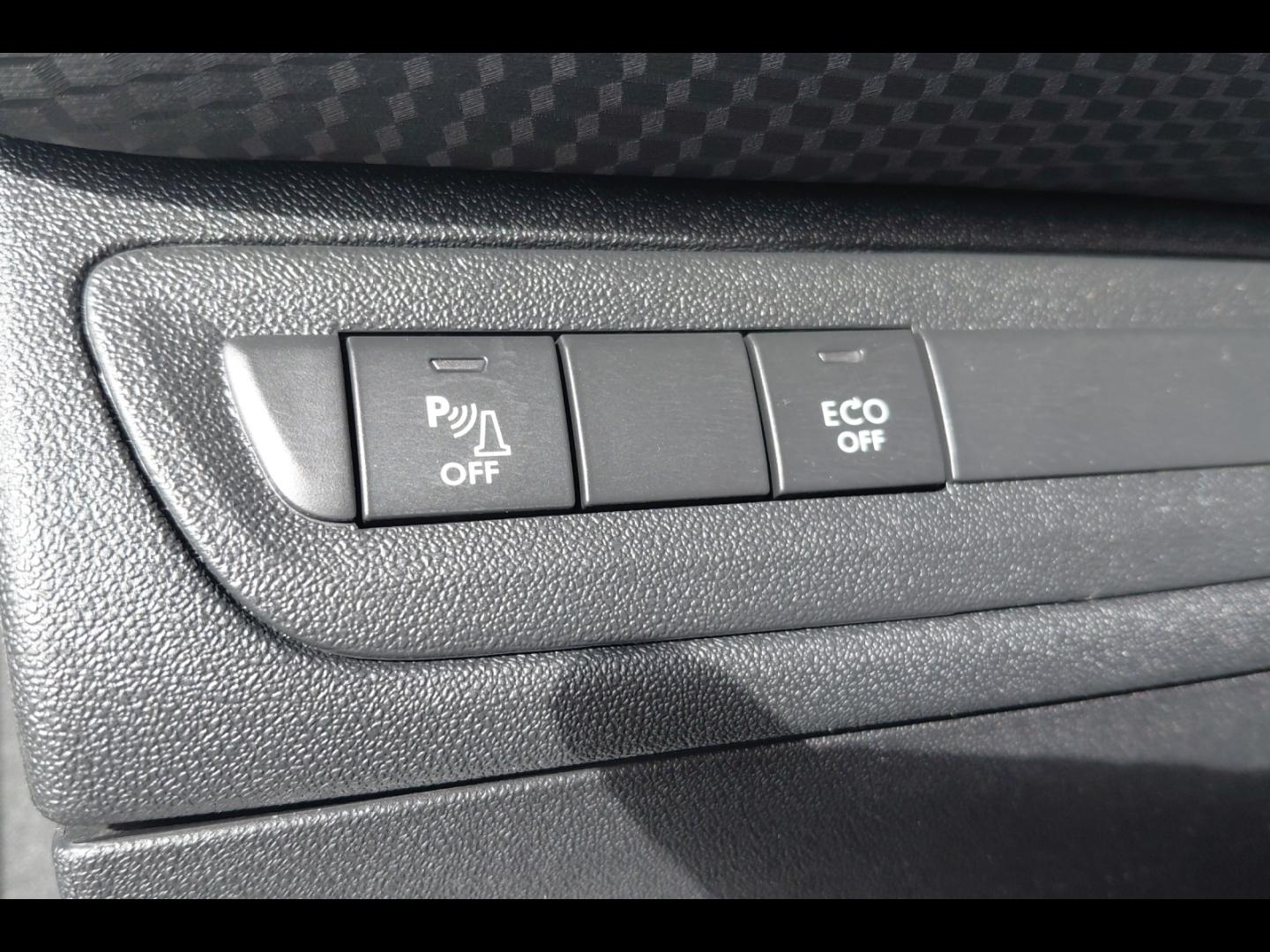 Image PEUGEOT 2008 1.2 PureTech 110ch Allure S&S EAT6